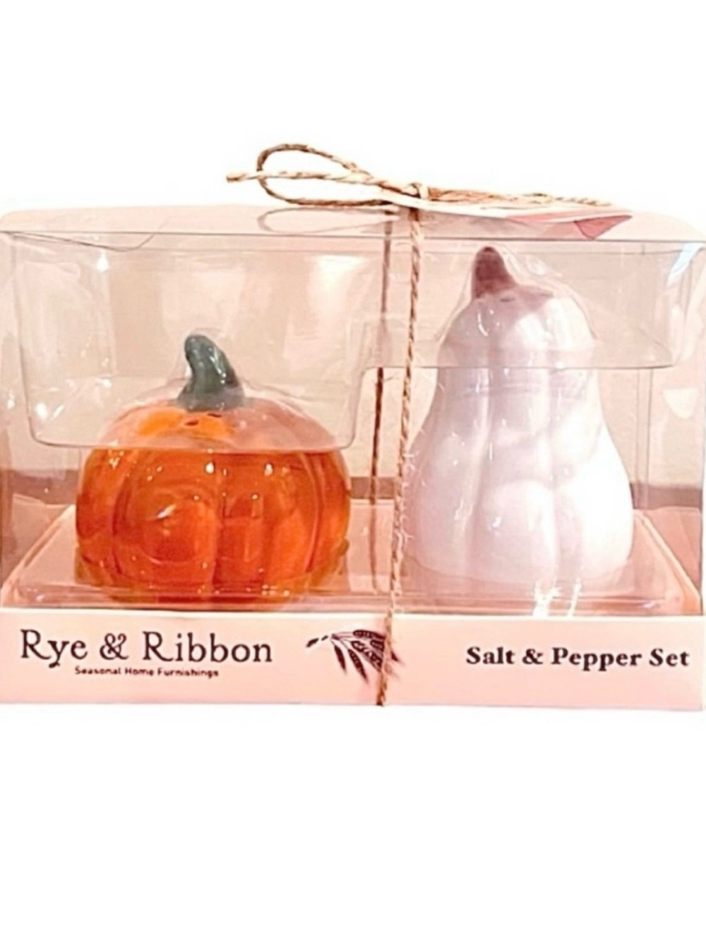 🆕- Rye & Ribbon Pumpkin/ Gourd Ceramic Salt & Pepper Shaker Set